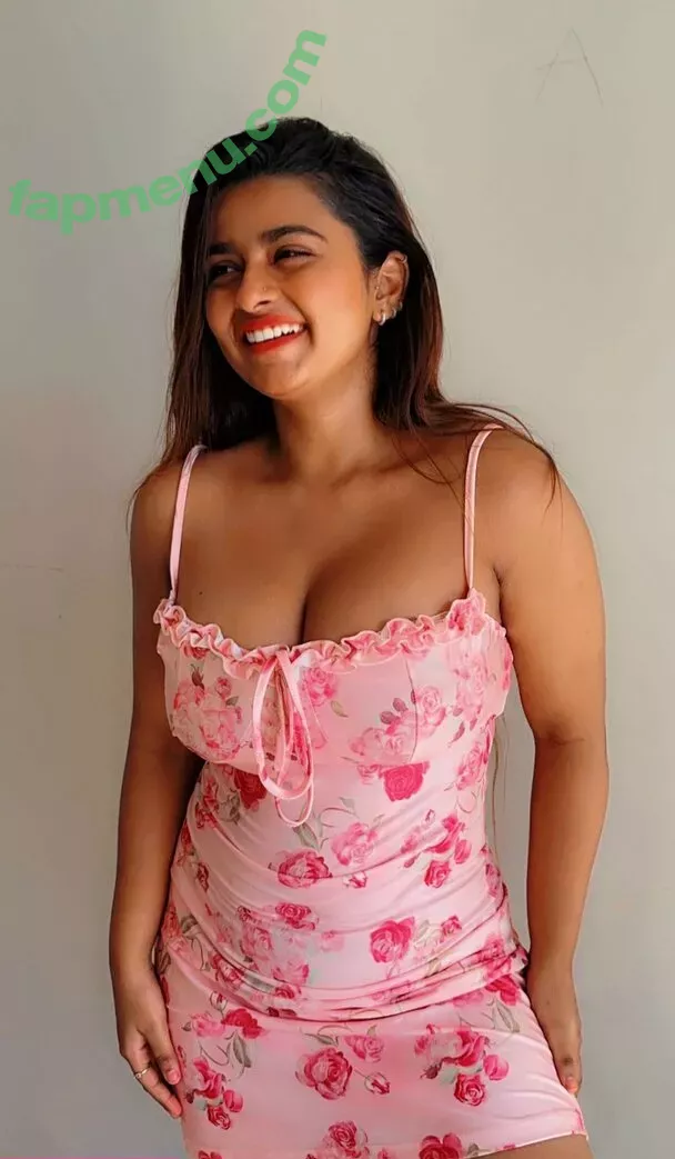 Suhana Khan nude photo #0272 (__suhuuu__)