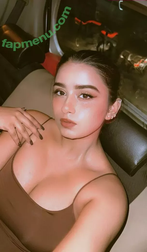 Suhana Khan nude photo #0300 (__suhuuu__)