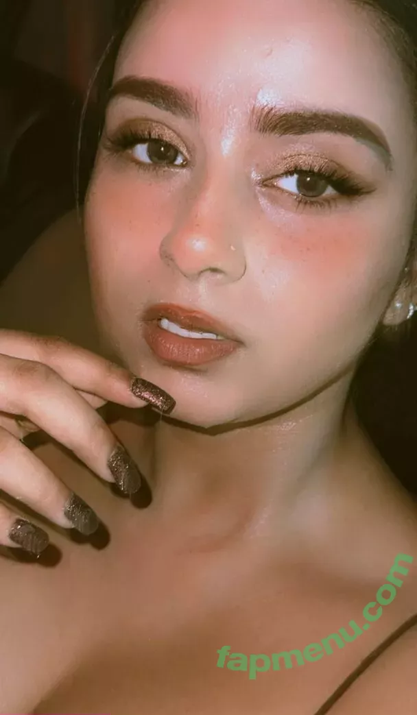 Suhana Khan nude photo #0305 (__suhuuu__)