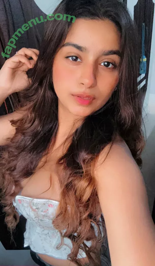Suhana Khan nude photo #0317 (__suhuuu__)