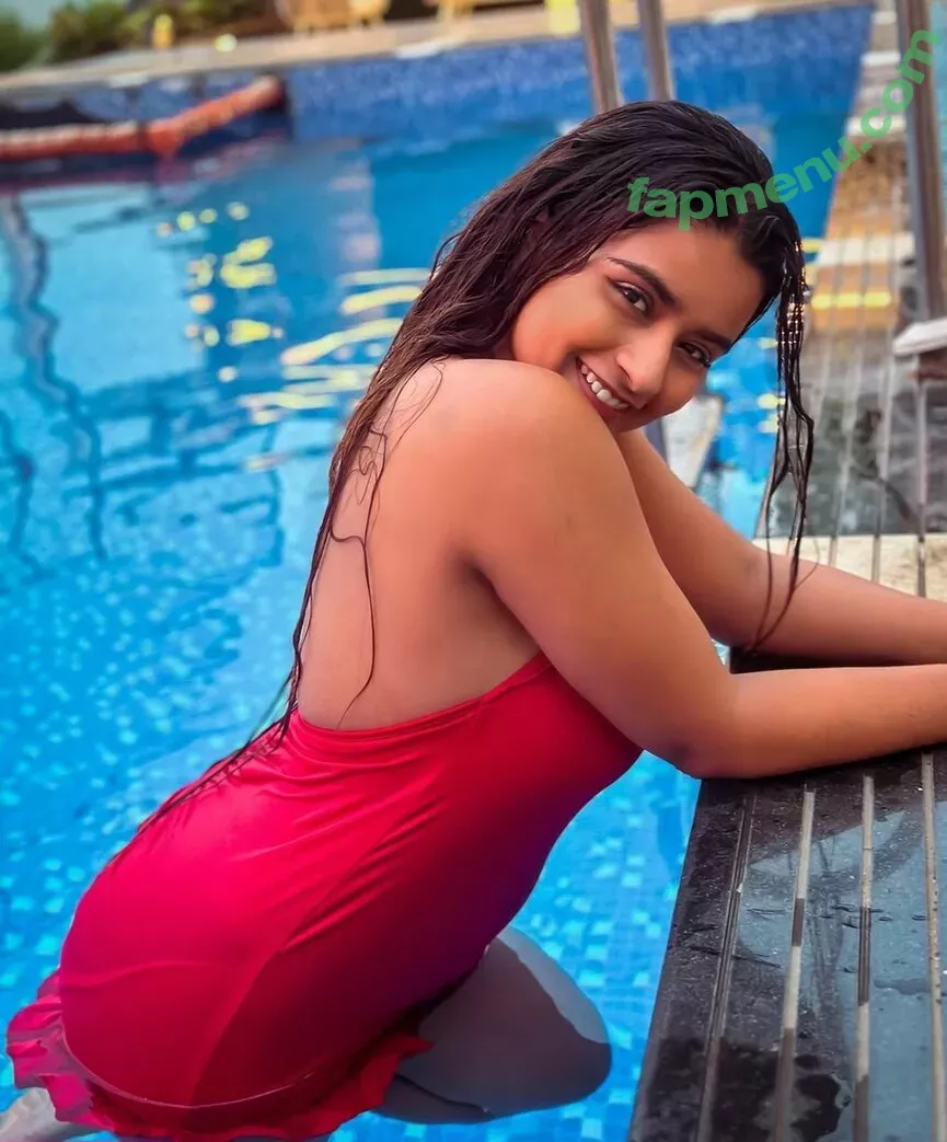 Suhana Khan nude photo #0355 (__suhuuu__)