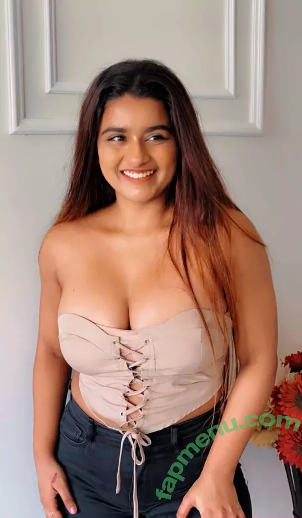 Suhana Khan nude photo #0359 (__suhuuu__)