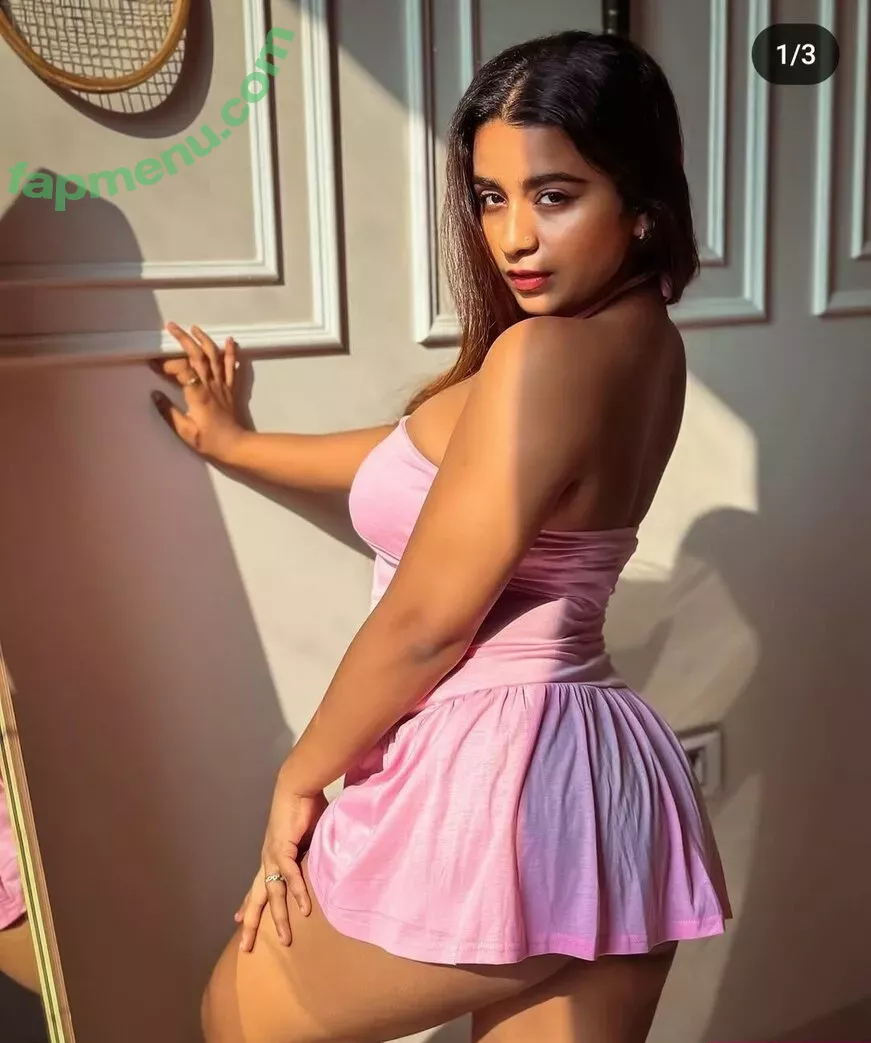 Suhana Khan nude photo #0501 (__suhuuu__)