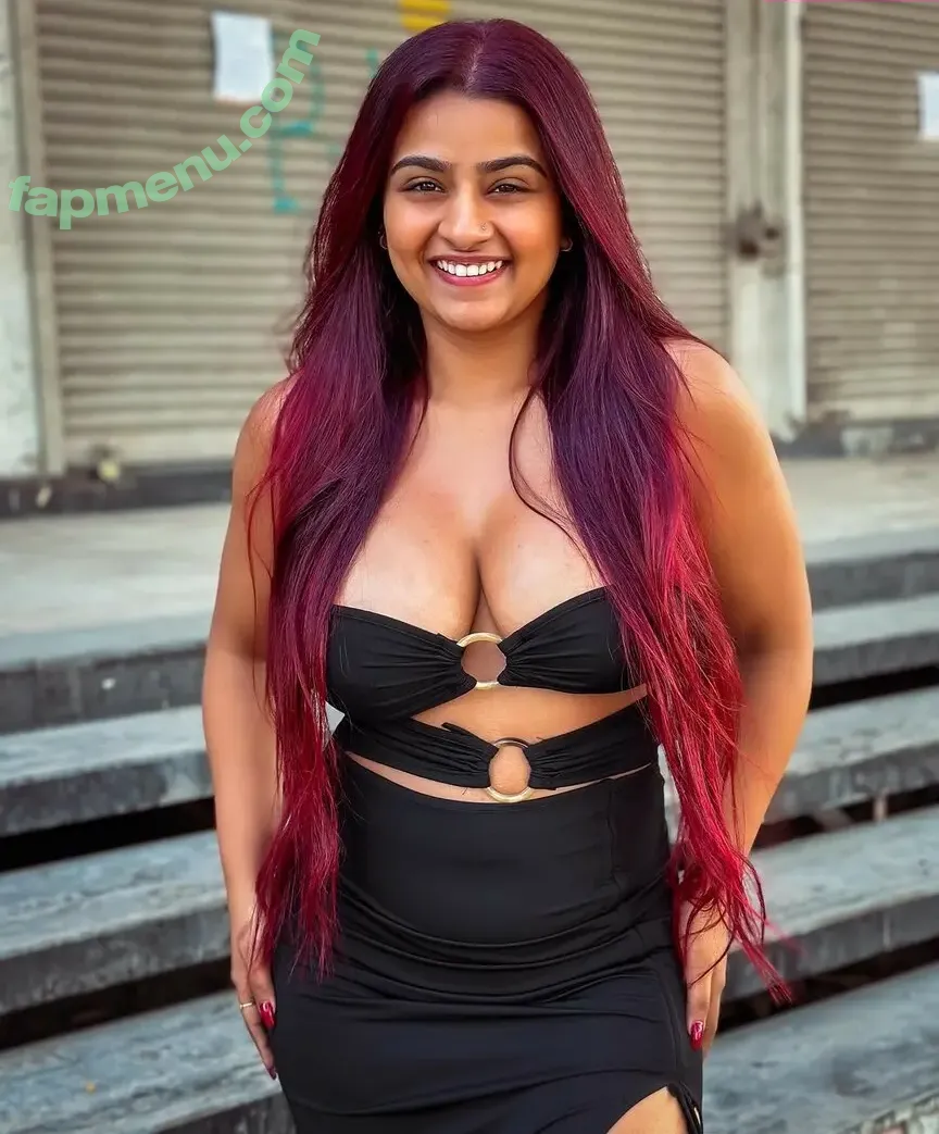 Suhana Khan nude photo #0748 (__suhuuu__)