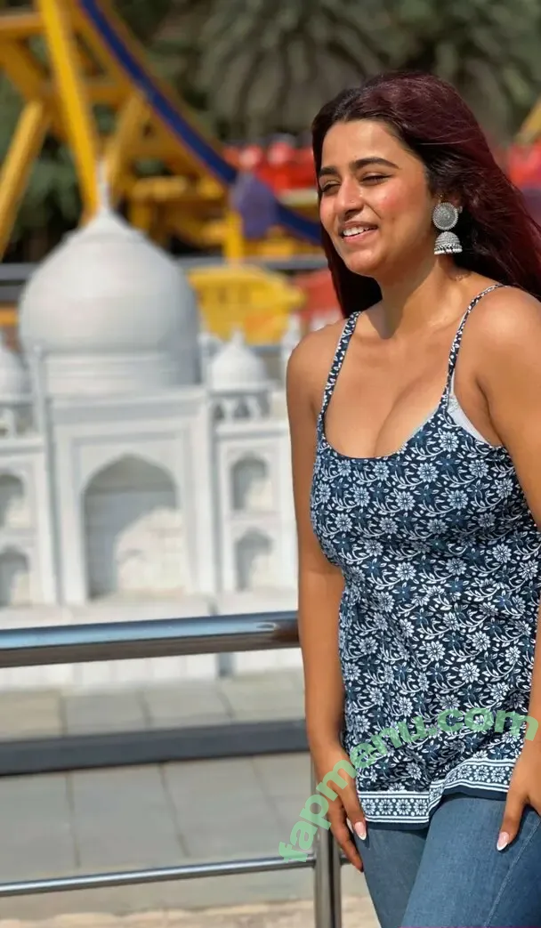 Suhana Khan nude photo #0842 (__suhuuu__)