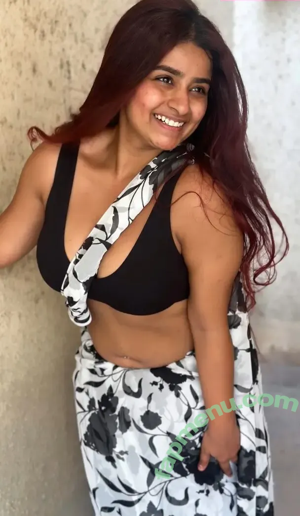 Suhana Khan nude photo #0853 (__suhuuu__)