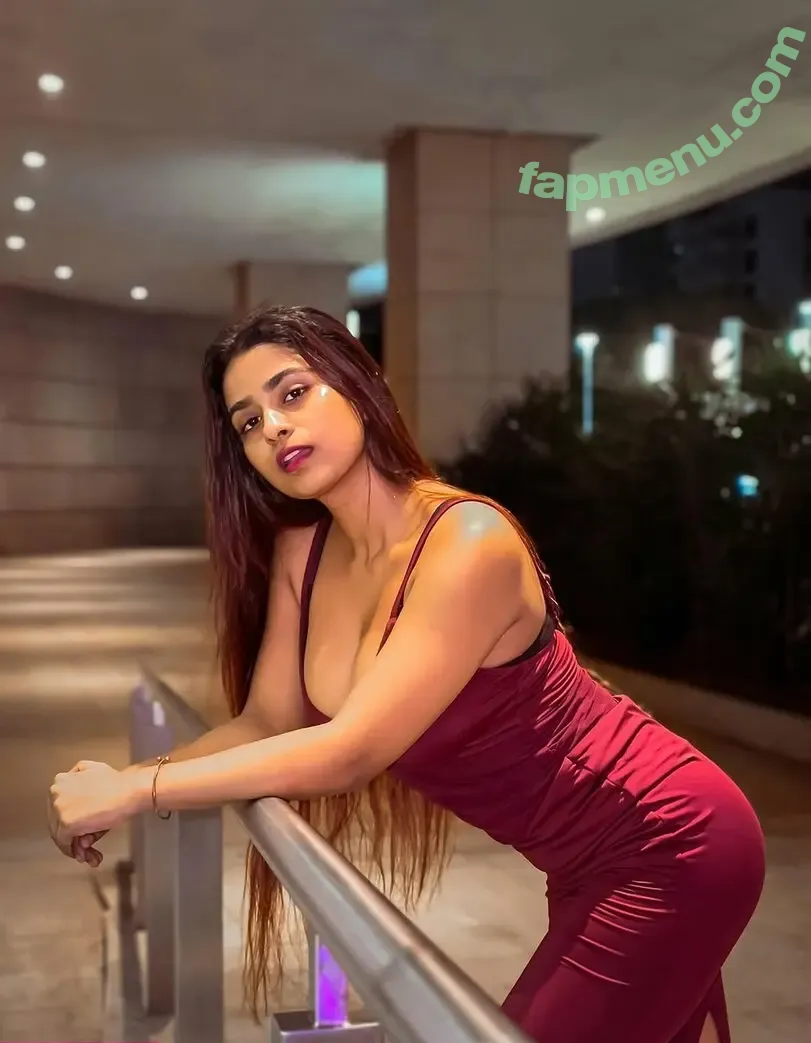 Suhana Khan nude photo #0939 (__suhuuu__)