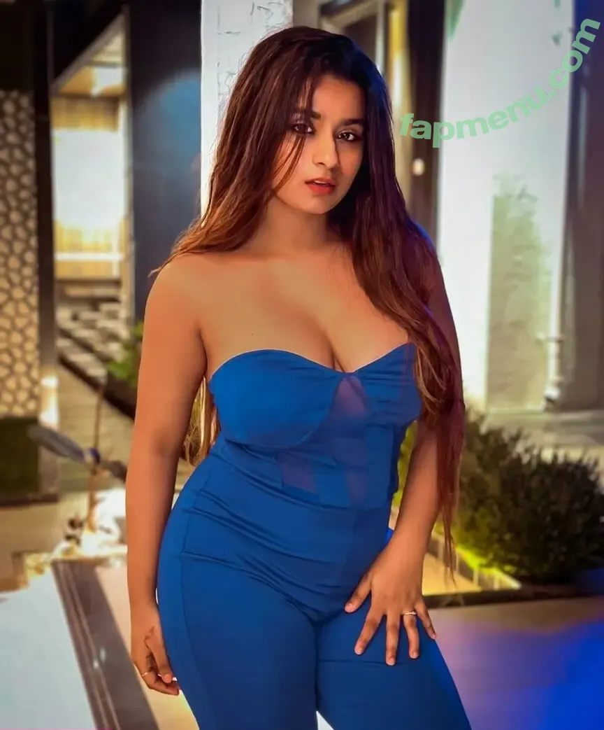 Suhu Khan nude photo #0001 (Suhu Khan)