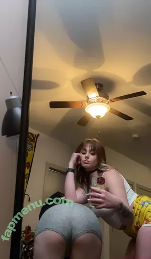  nude photo #0005