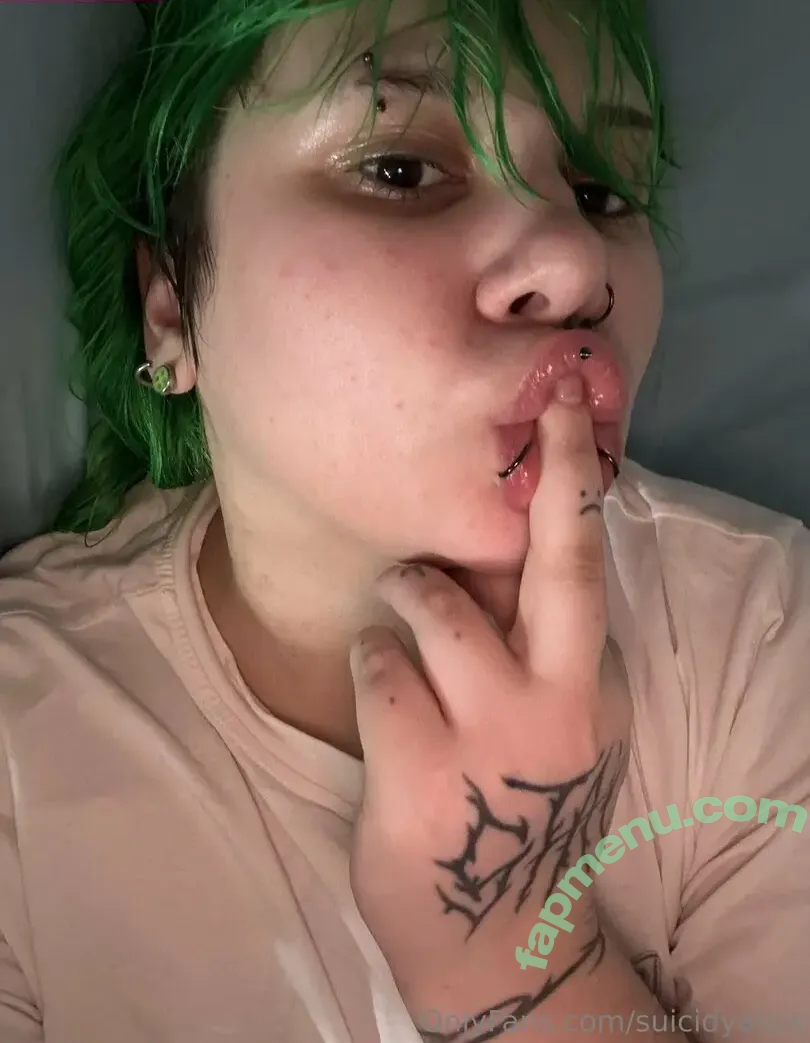 suicidyalice nude photo #0121 (suicidyalice)