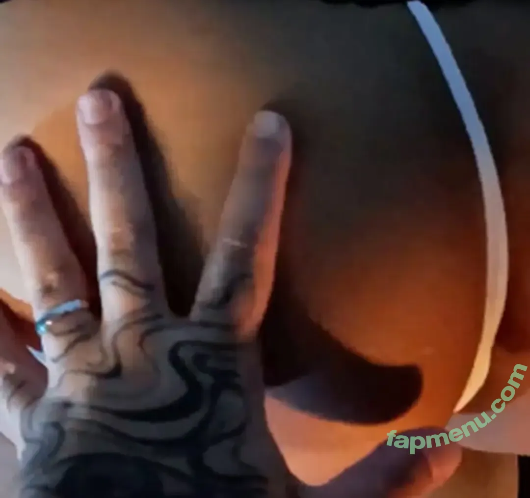 Suipzz nude photo #0001 (Suipz / Suipzs)