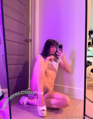 suk-a-saurus / suck.a.saurus nude photo #0077