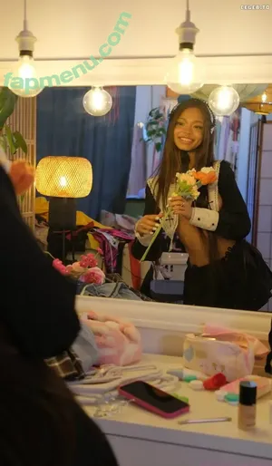 Suki Chan / ang3lsuki / masturbl4sian / masturbl4sion / sukiangel_ / sukii.chan_ nude photo #0026