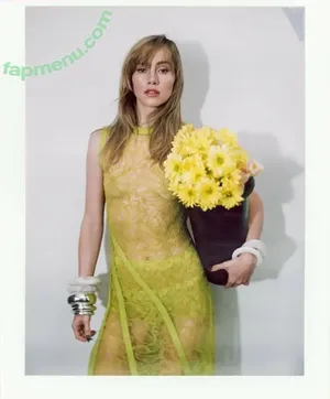 Suki Waterhouse / sukiwaterhouse nude photo #0663