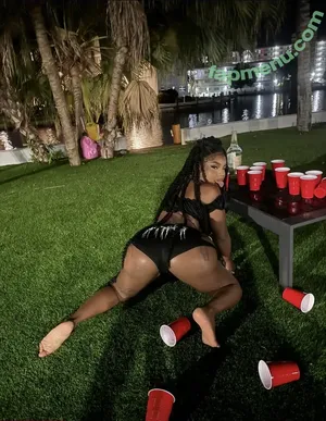 Sukihana / Destiny Henderson / sukigoodcoochie / sukihanagoat nude photo #0008