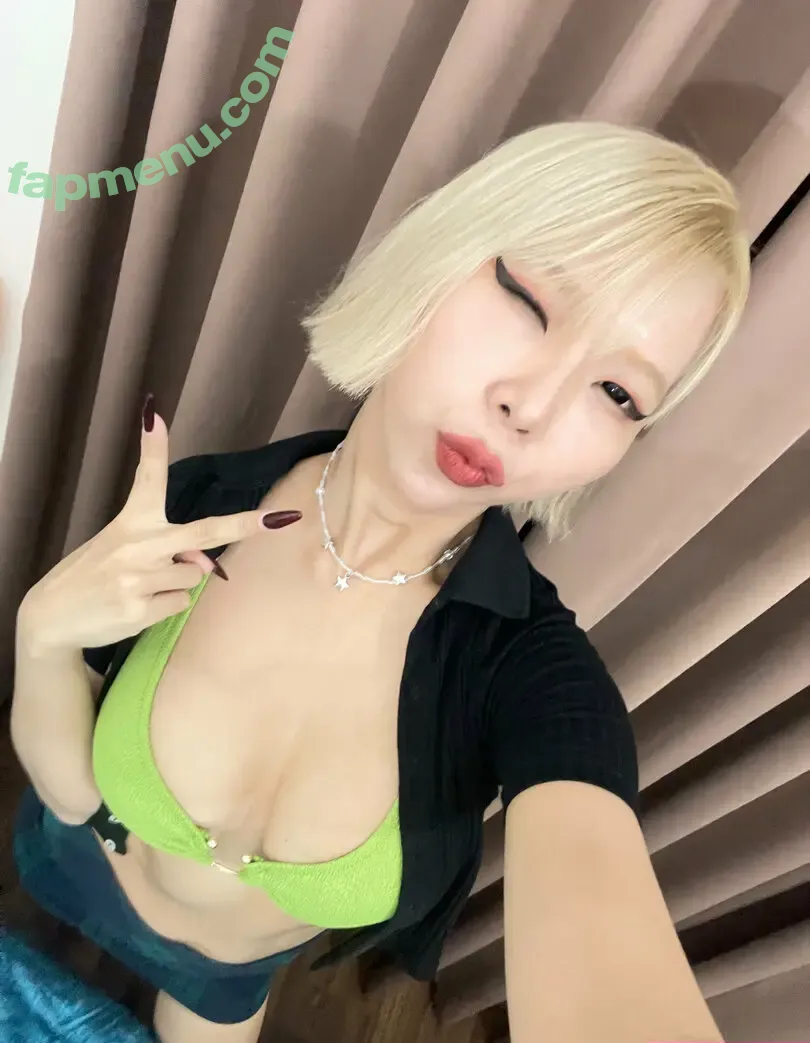 sukikatsu nude photo #0026 (suki.katsux)
