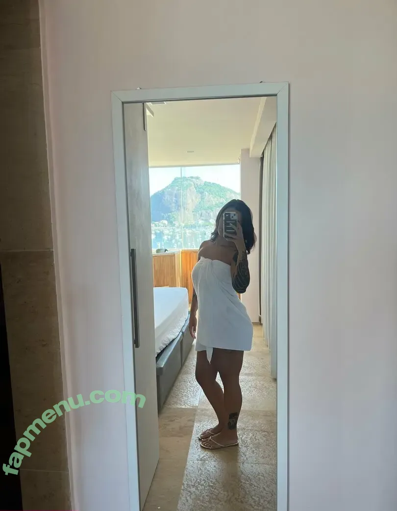 sukimndz nude photo #0015 (sukisparklemuffin / versautelatina)