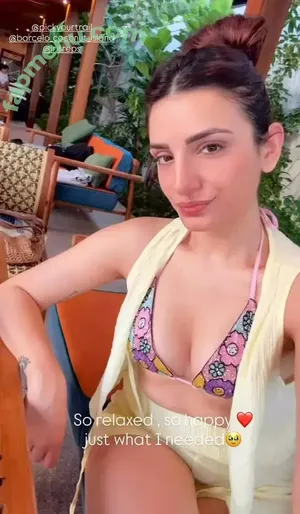 Sukriti Kakar / Prakriti kakar / prakritikakar nude photo #0002