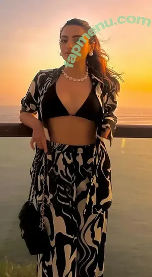 Sukriti Kakar / Prakriti kakar / prakritikakar nude photo #0017