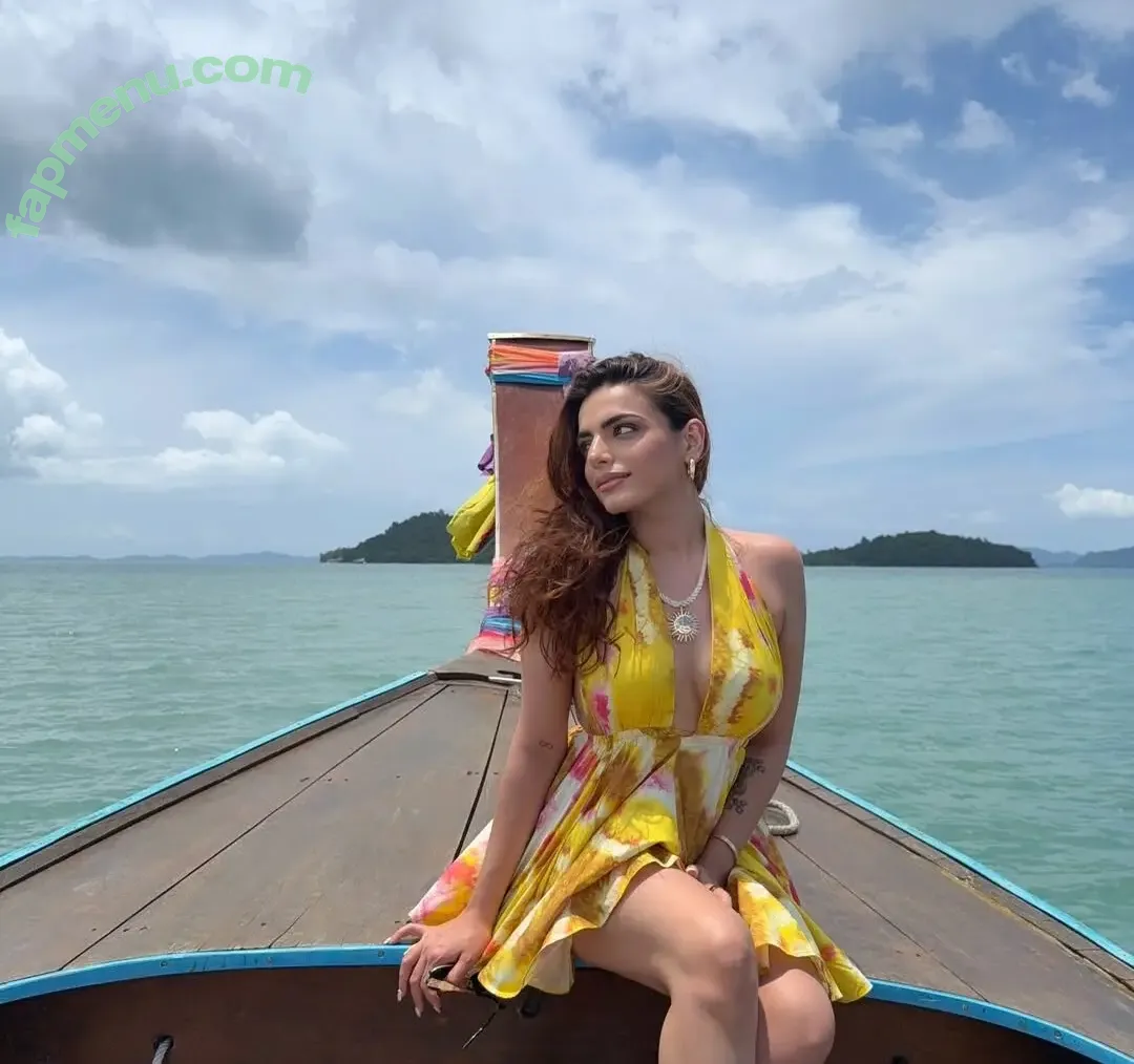 Sukriti Kakar nude photo #0015 (Prakriti kakar / prakritikakar)