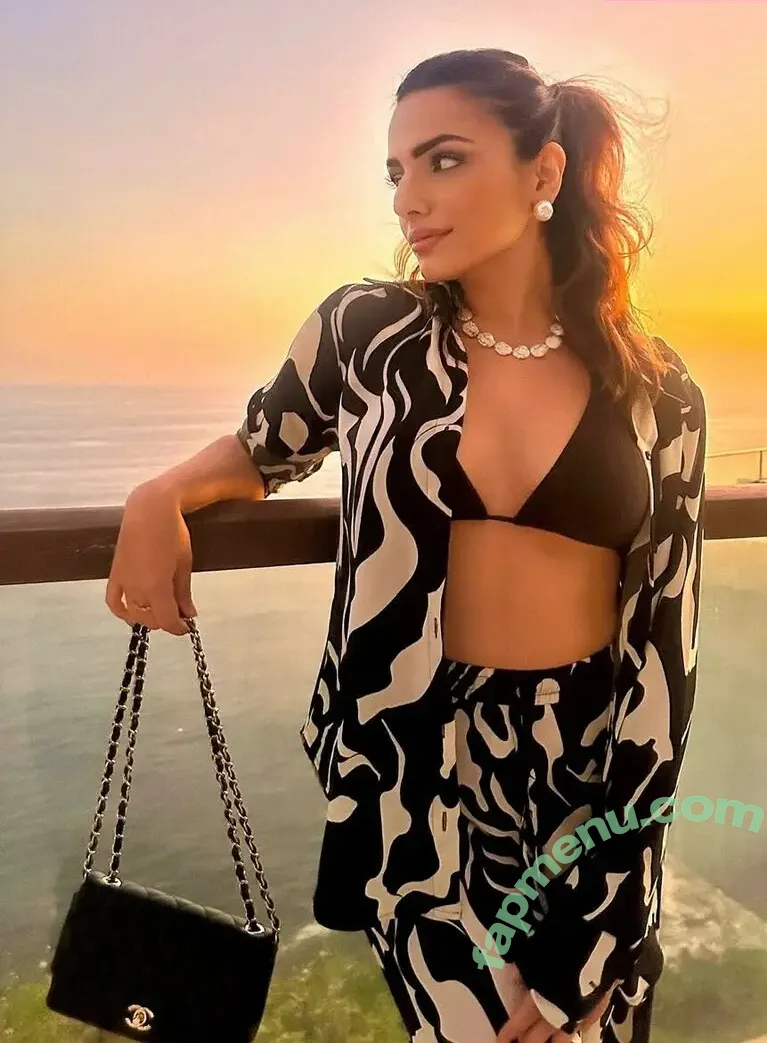 Sukriti Kakar nude photo #0016 (Prakriti kakar / prakritikakar)