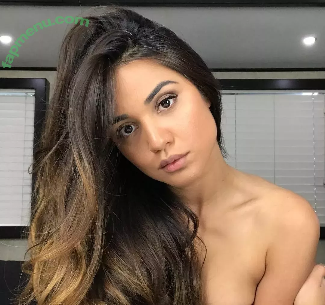 Summer Bishil nude photo #0170 (SummerBishil1 / summerybishil)