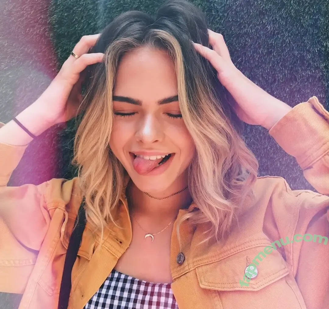 Summer Mckeen nude photo #0010 (summermckeen)