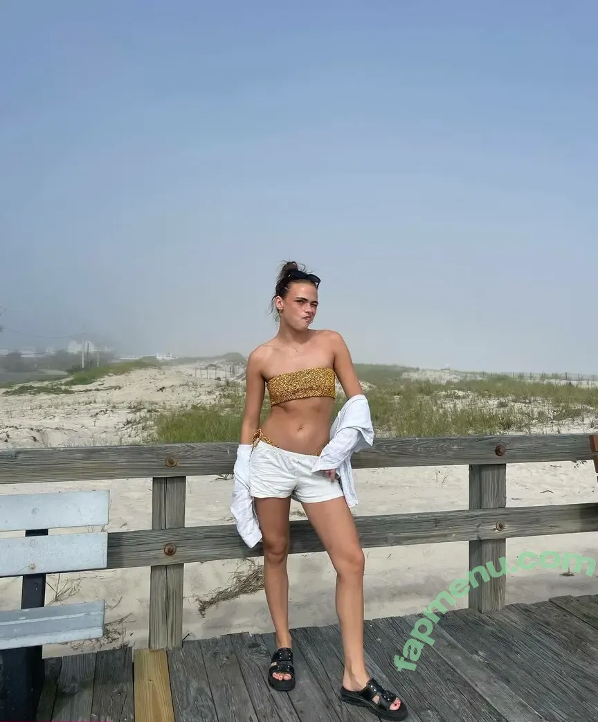 Summer Mckeen nude photo #0017 (summermckeen)