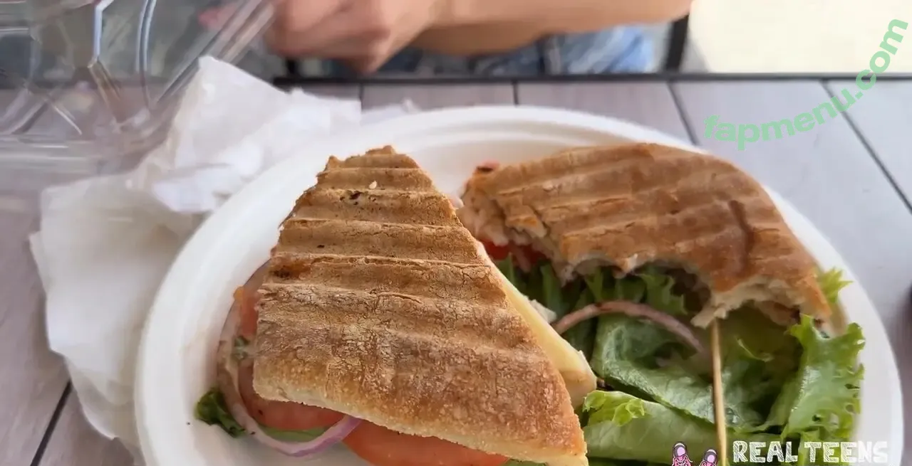 Summer Renee nude photo #0144 (summer.dargon / summerreneex)