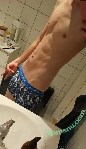  nude photo #0001