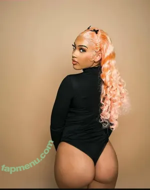 Summyahmarie / Summyah Marie / legendary.myahh nude photo #0011