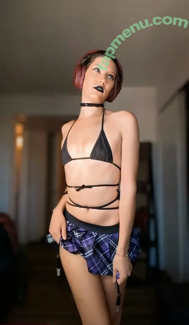 sun4daez nude photo #0011 (sun4daez)