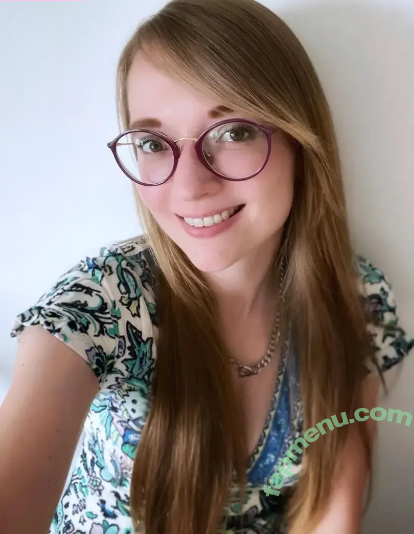 Sunandglow nude photo #0052 (Sunandglow)