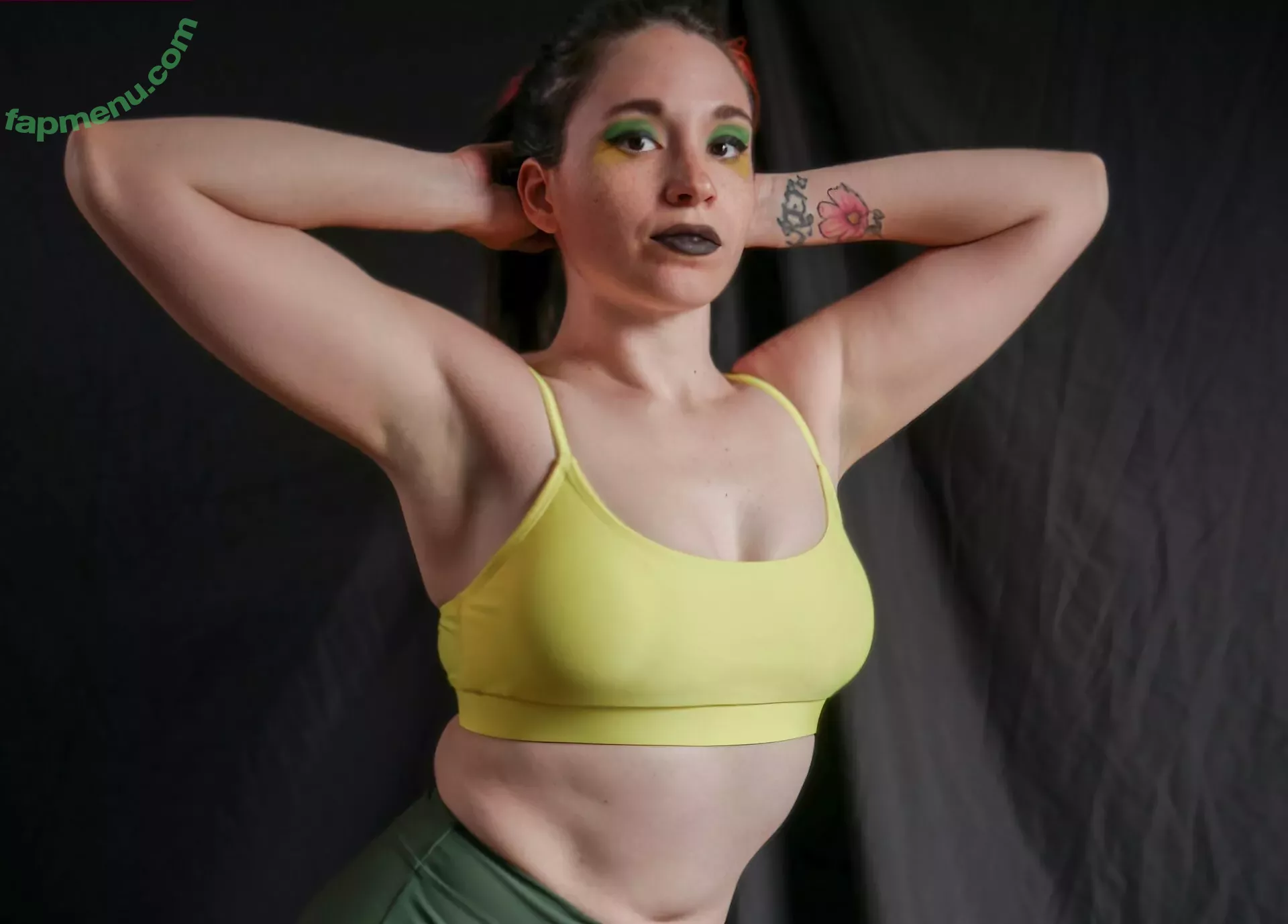 SunfyreTv nude photo #0117 (SunfyreTv)