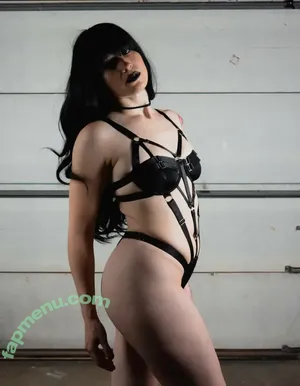 SunfyreTv nude photo #0005