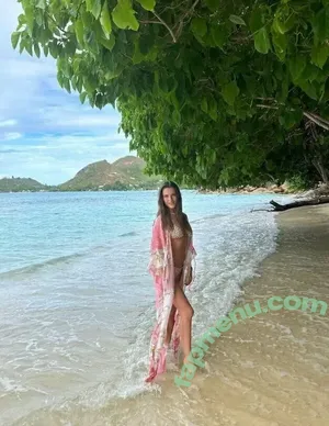 sunhelengirl / sunhelinn nude photo #0002