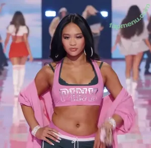 Suni Lee / sunisalee / u144353206 nude photo #0663