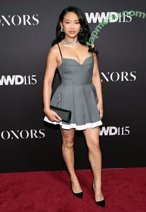 Suni Lee / sunisalee / u144353206 nude photo #0691