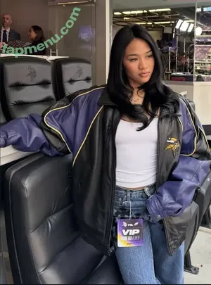 Suni Lee / sunisalee / u144353206 nude photo #0701