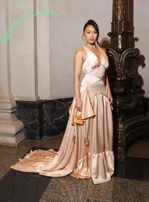 Suni Lee / sunisalee / u144353206 nude photo #0751