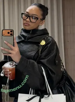 Suni Lee / sunisalee / u144353206 nude photo #0802