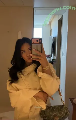 Suni Lee / sunisalee / u144353206 nude photo #0809