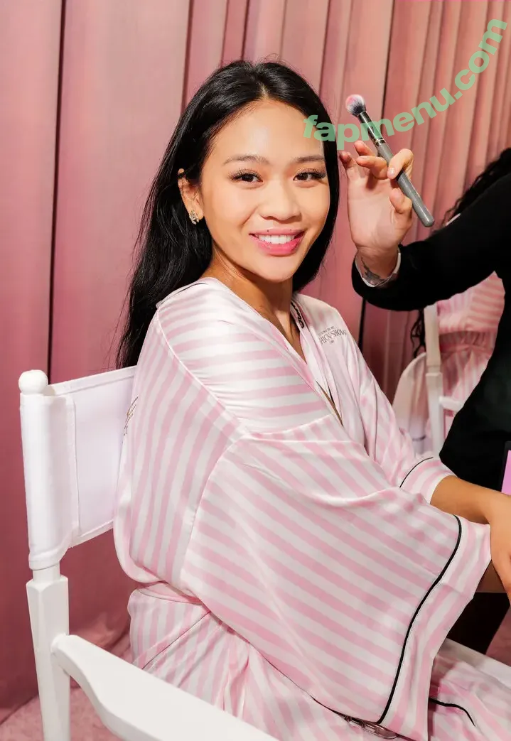 Suni Lee nude photo #0680 (sunisalee / u144353206)