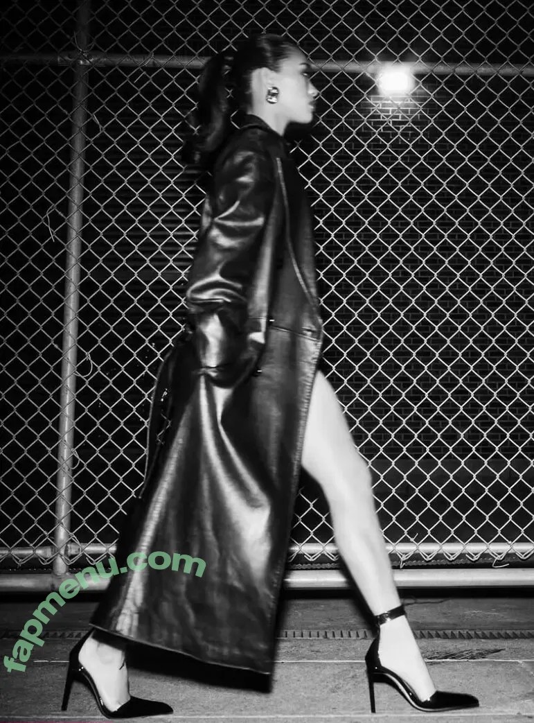 Suni Lee nude photo #0720 (sunisalee / u144353206)