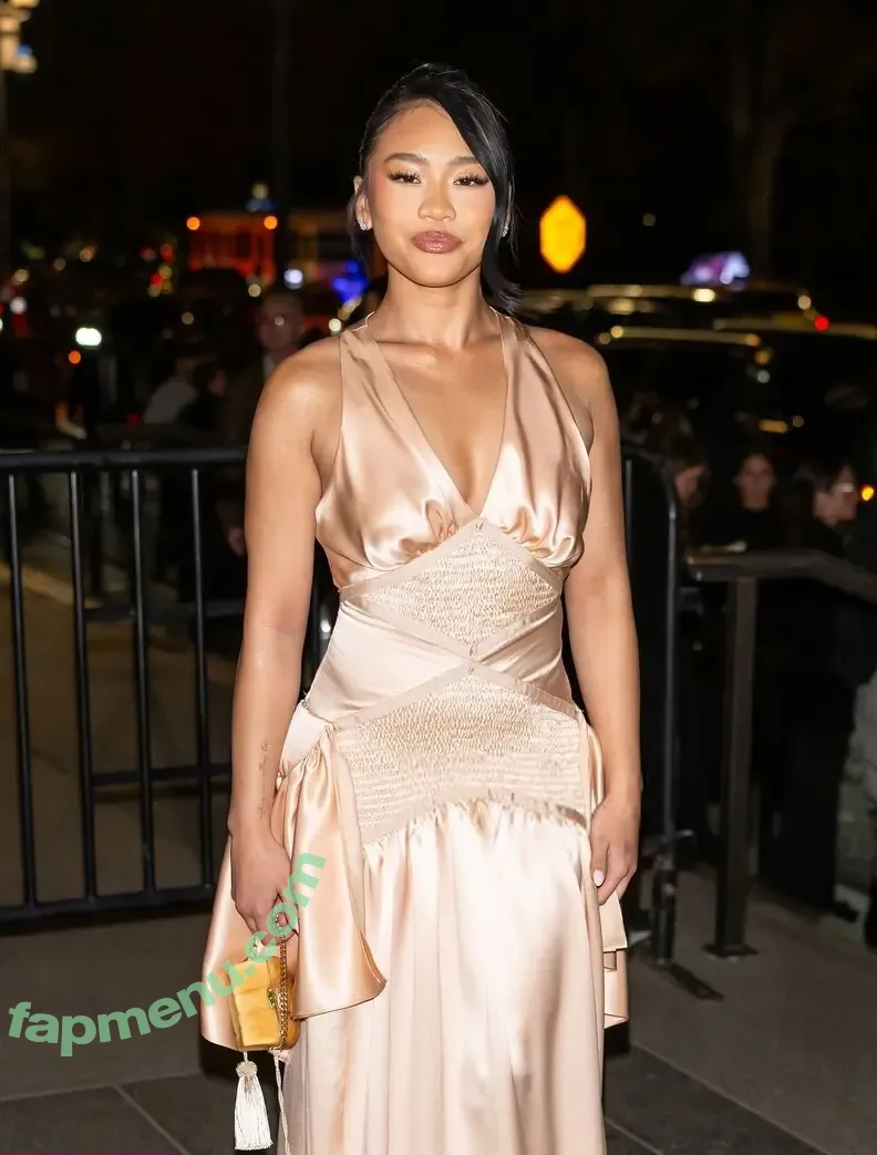 Suni Lee nude photo #0733 (sunisalee / u144353206)