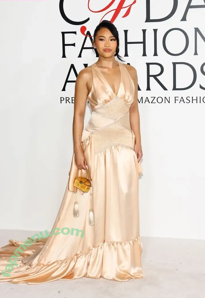 Suni Lee nude photo #0743 (sunisalee / u144353206)