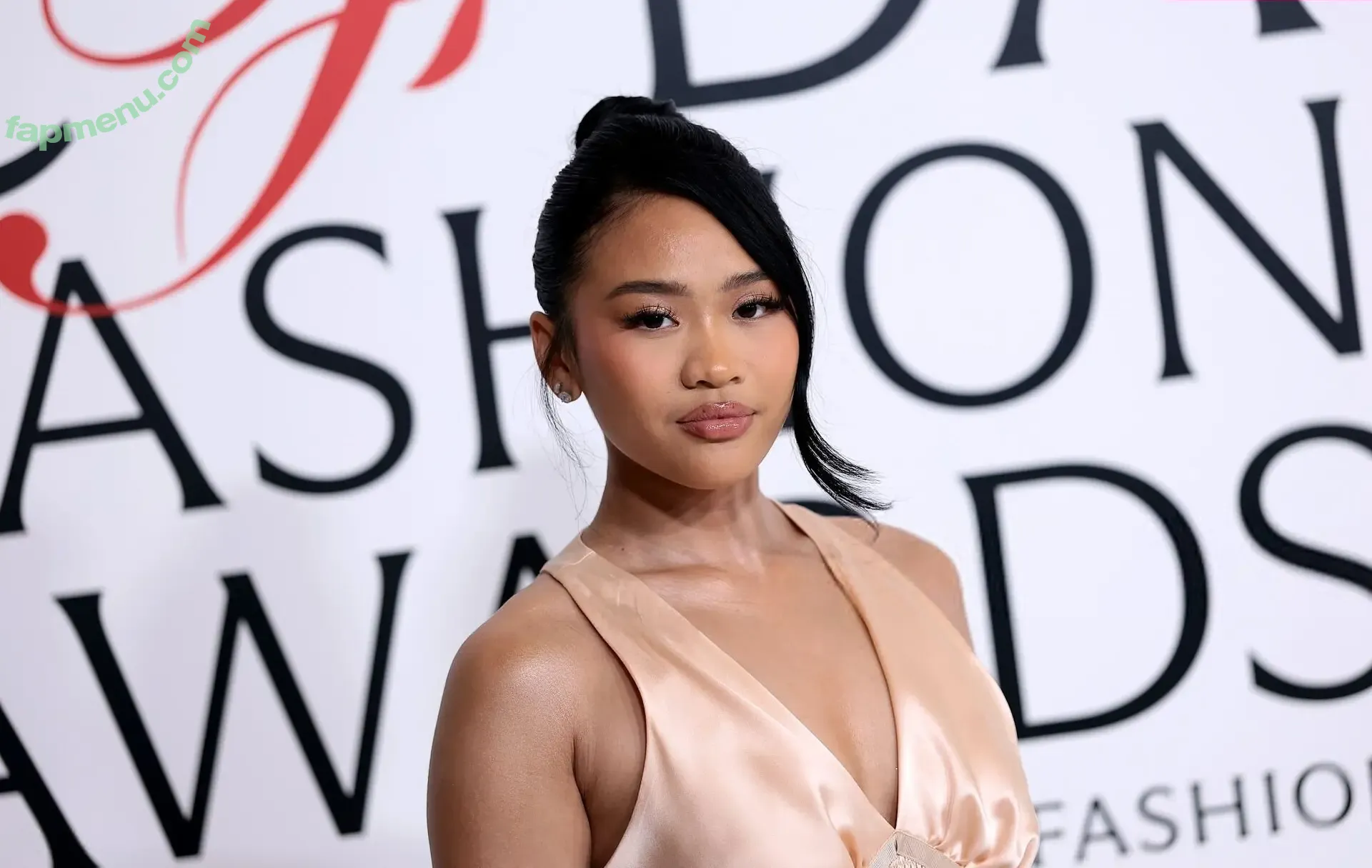 Suni Lee nude photo #0748 (sunisalee / u144353206)