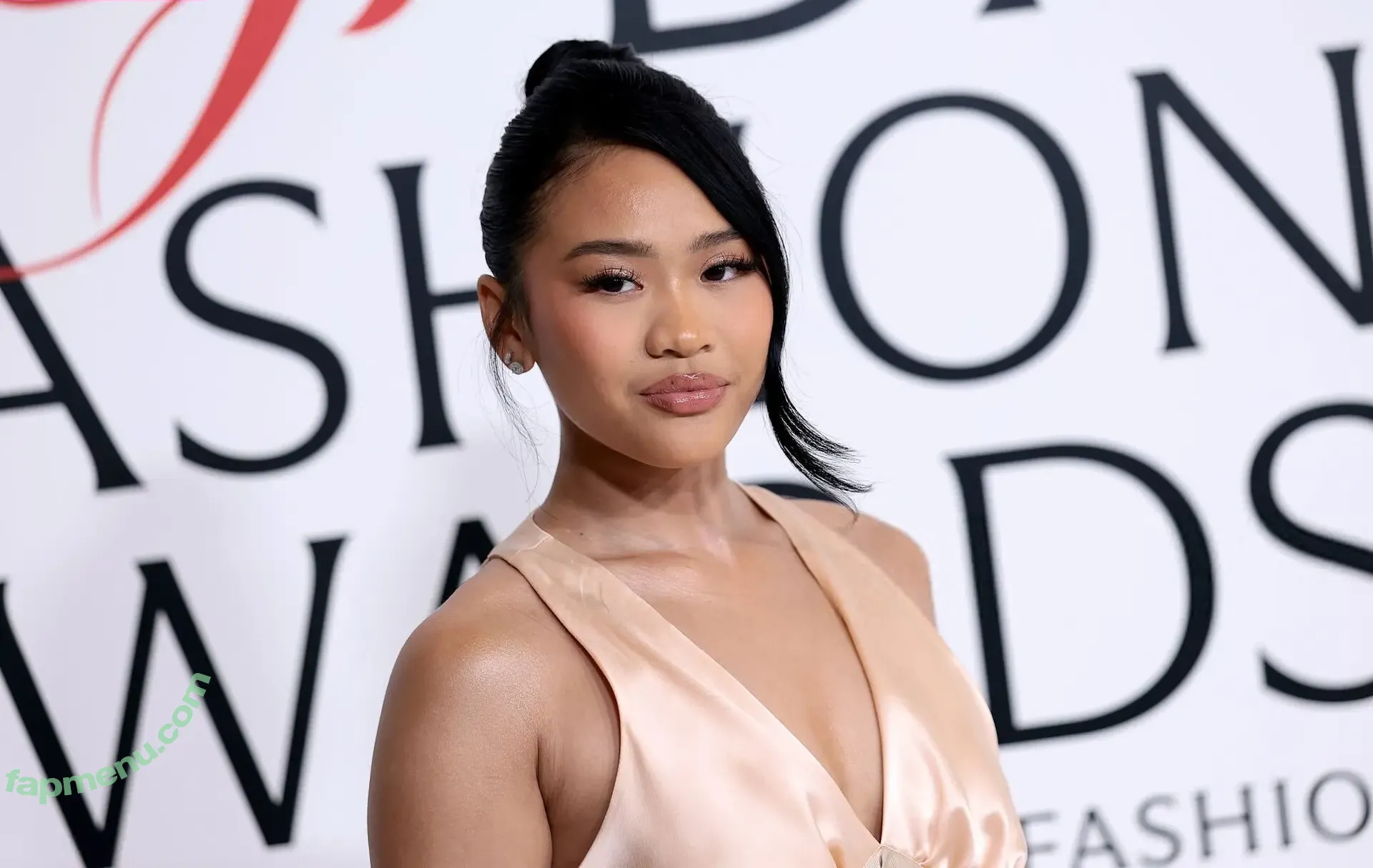 Suni Lee nude photo #0749 (sunisalee / u144353206)