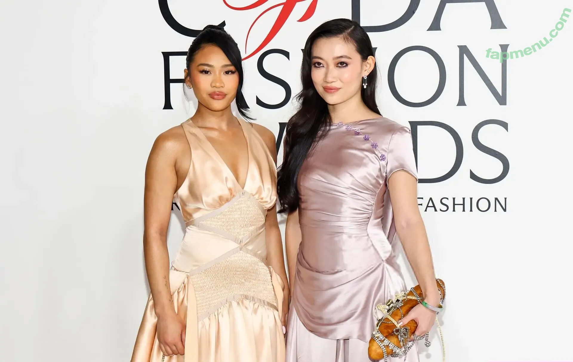 Suni Lee nude photo #0757 (sunisalee / u144353206)