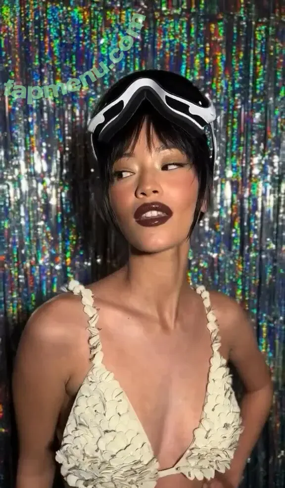 Sunjos asmr nude photo #0117 (Sunee / sunneebuilds / suunjos)